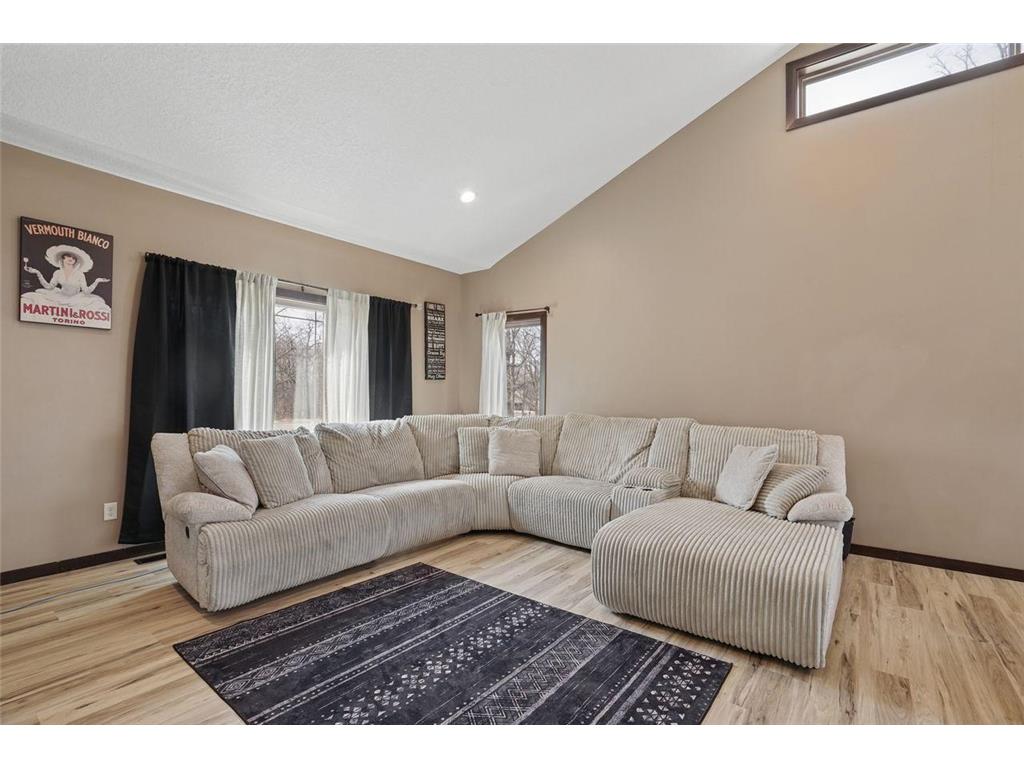 12183 180th Avenue SE Becker Twp MN 55309 7015043 image7