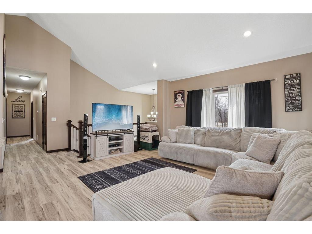 12183 180th Avenue SE Becker Twp MN 55309 7015043 image8