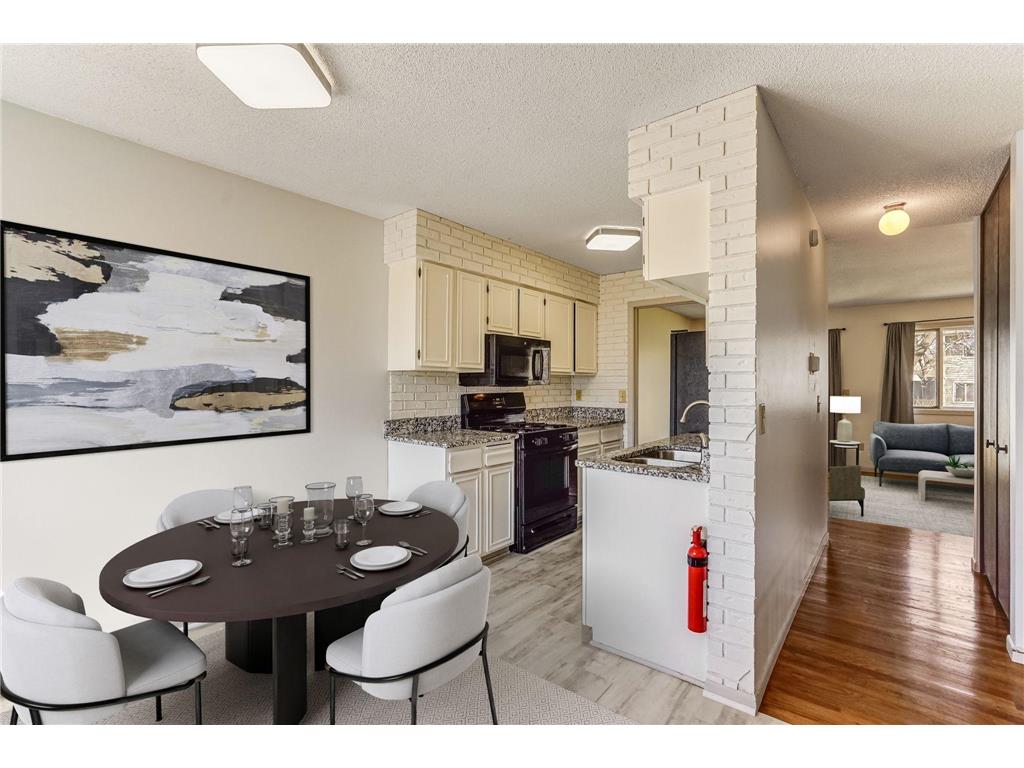 12186 Drake Street NW Coon Rapids MN 55448 6703413 image1