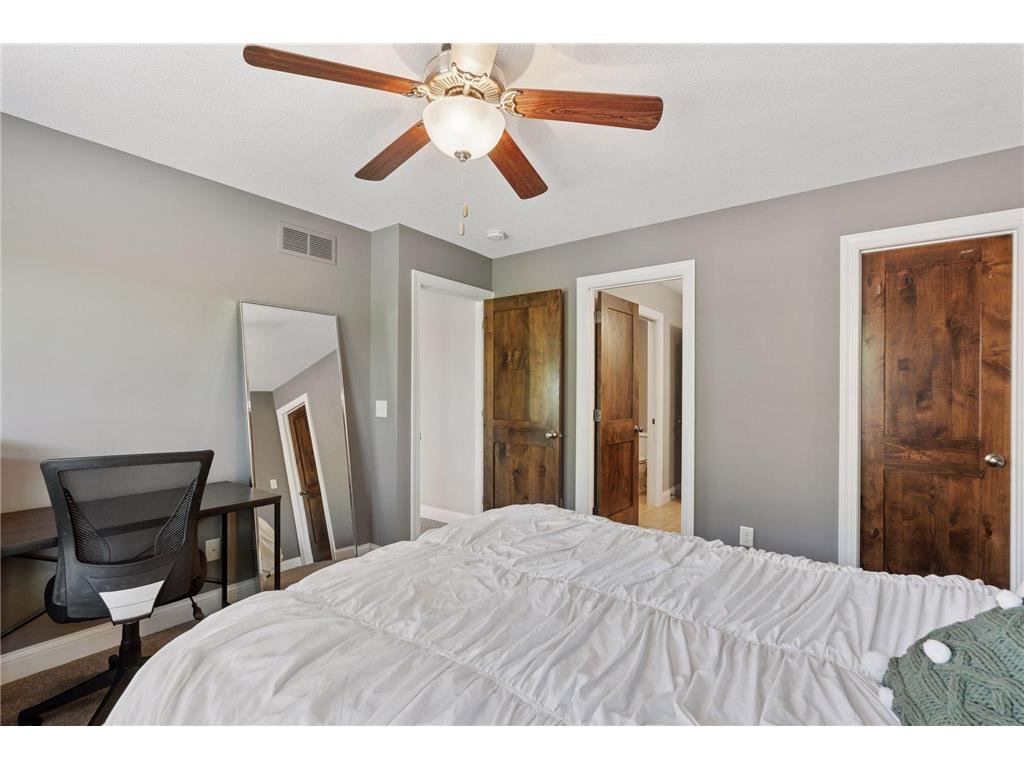 12187 Dunkirk Street NE Blaine MN 55449 - Sunrise 6721591 image58