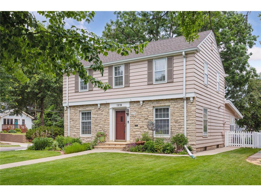 1219 Bayard Avenue Saint Paul MN 55116 6384932 image1