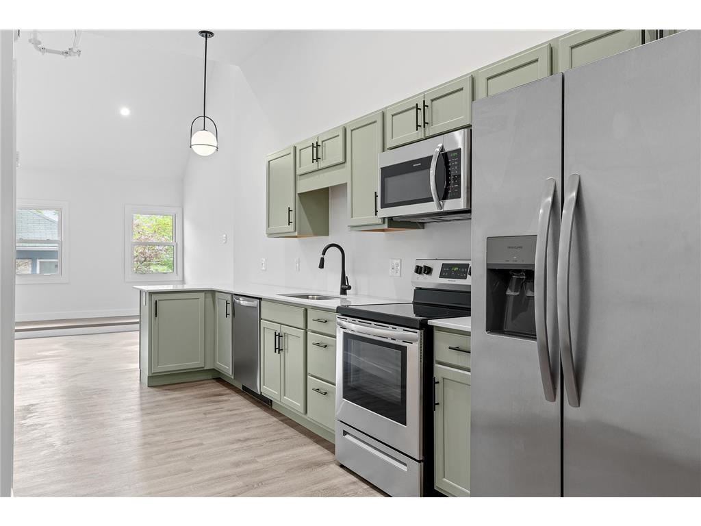 1219 W 31st Street #202 Minneapolis MN 55408 6514816 image1