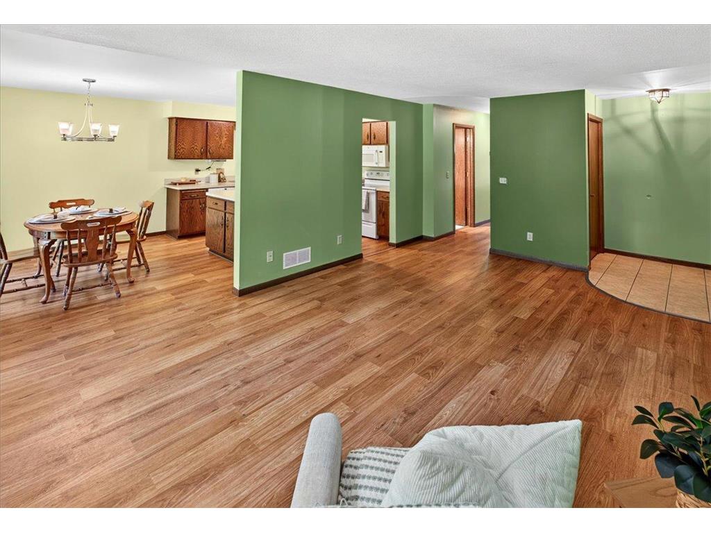 12191 Grouse Street NW #402 Coon Rapids MN 55448 7092581 image9