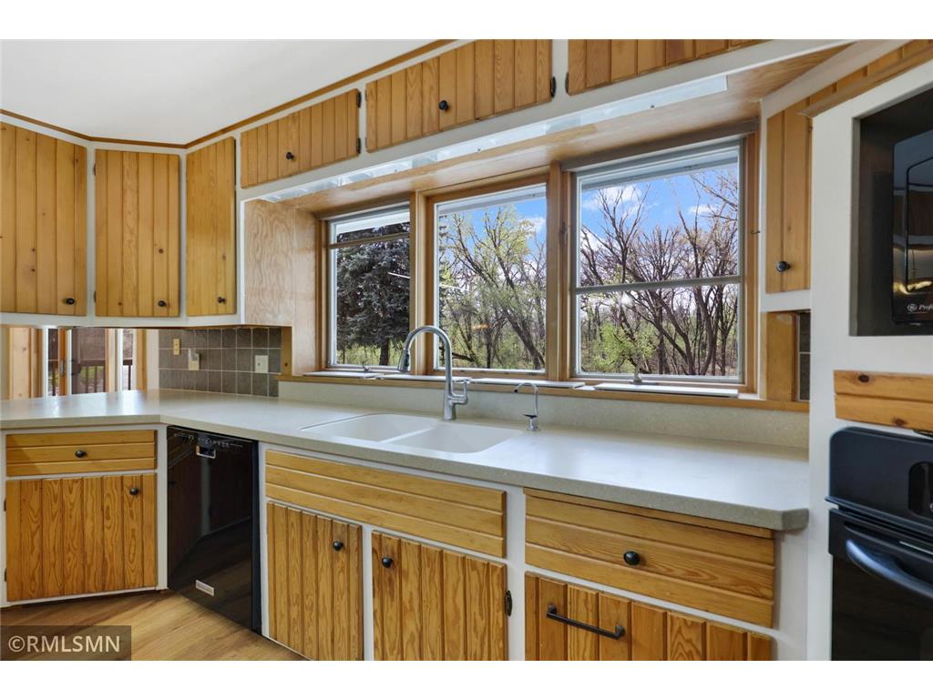 12199 Galaxie Avenue Apple Valley MN 55124 7065498 image17