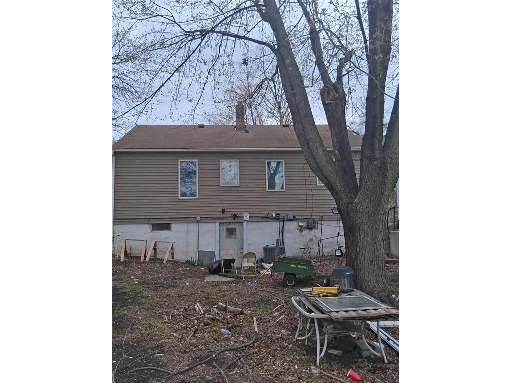 122 5th Street Clinton MN 56225 7064543 image2
