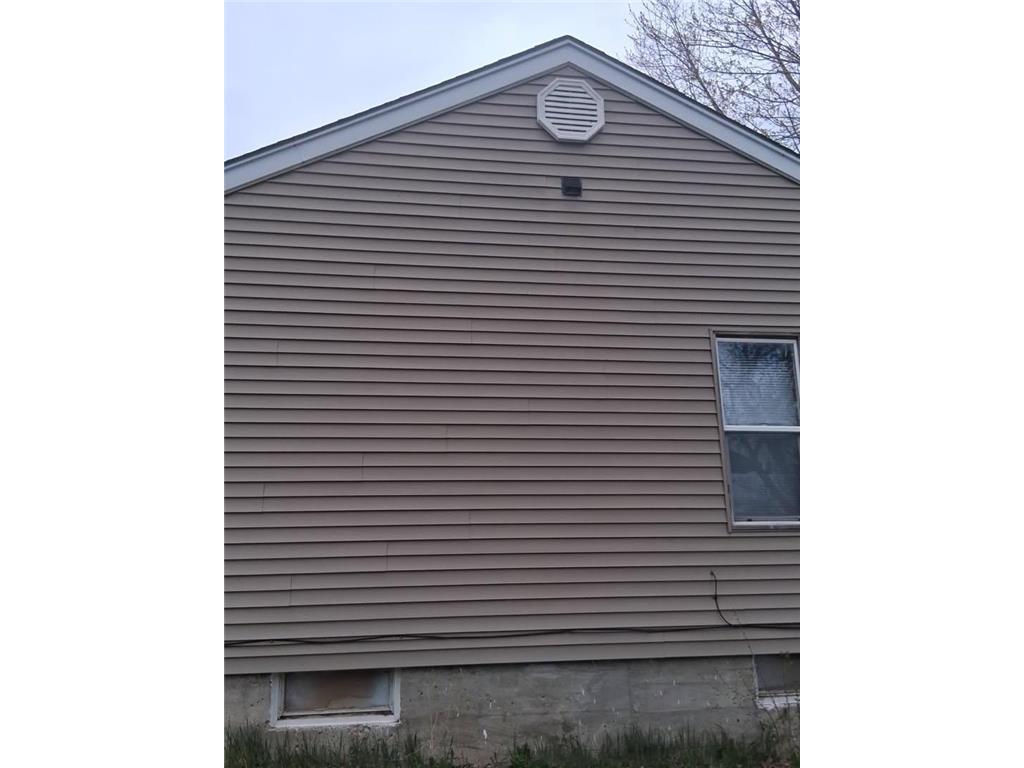 122 5th Street Clinton MN 56225 7064543 image7
