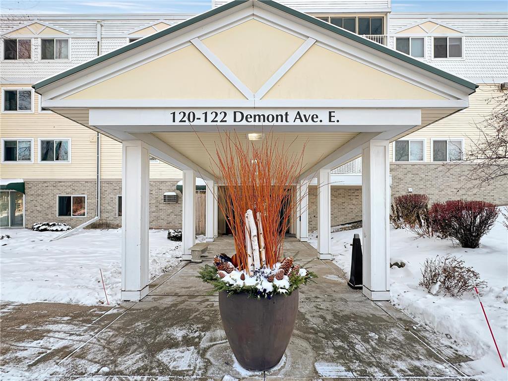 122 Demont Avenue E #358 Little Canada MN 55117 6815728 image1