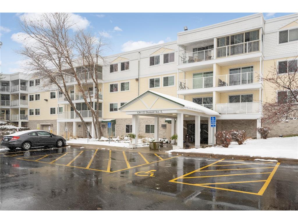 122 Demont Avenue E 372, Little Canada, MN, 55117 MLS 6312177