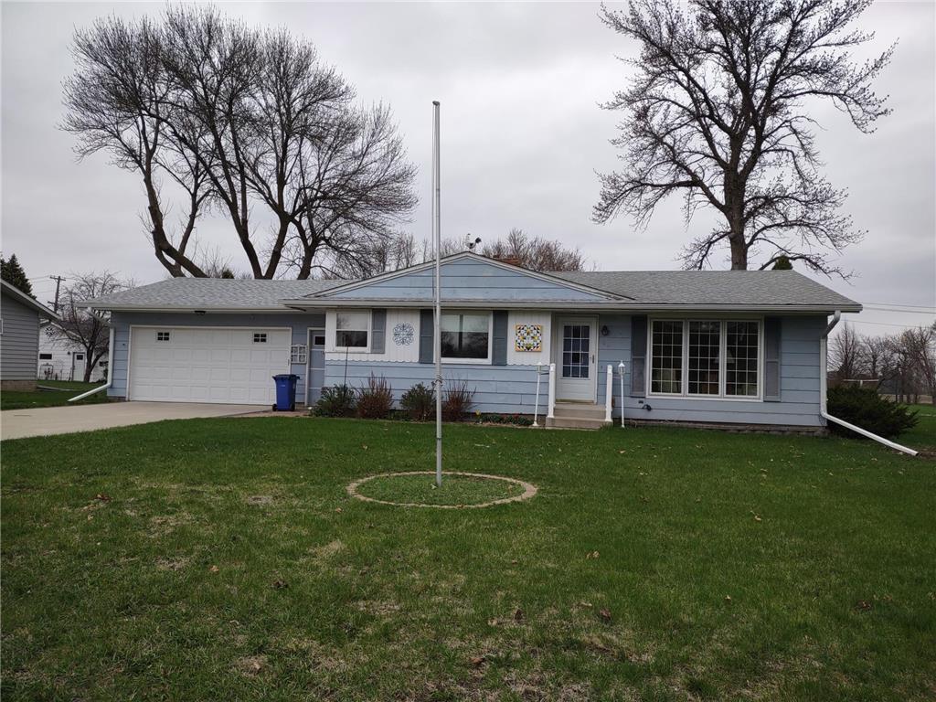 122 E 10th Street Madison MN 56256 6710870 image1