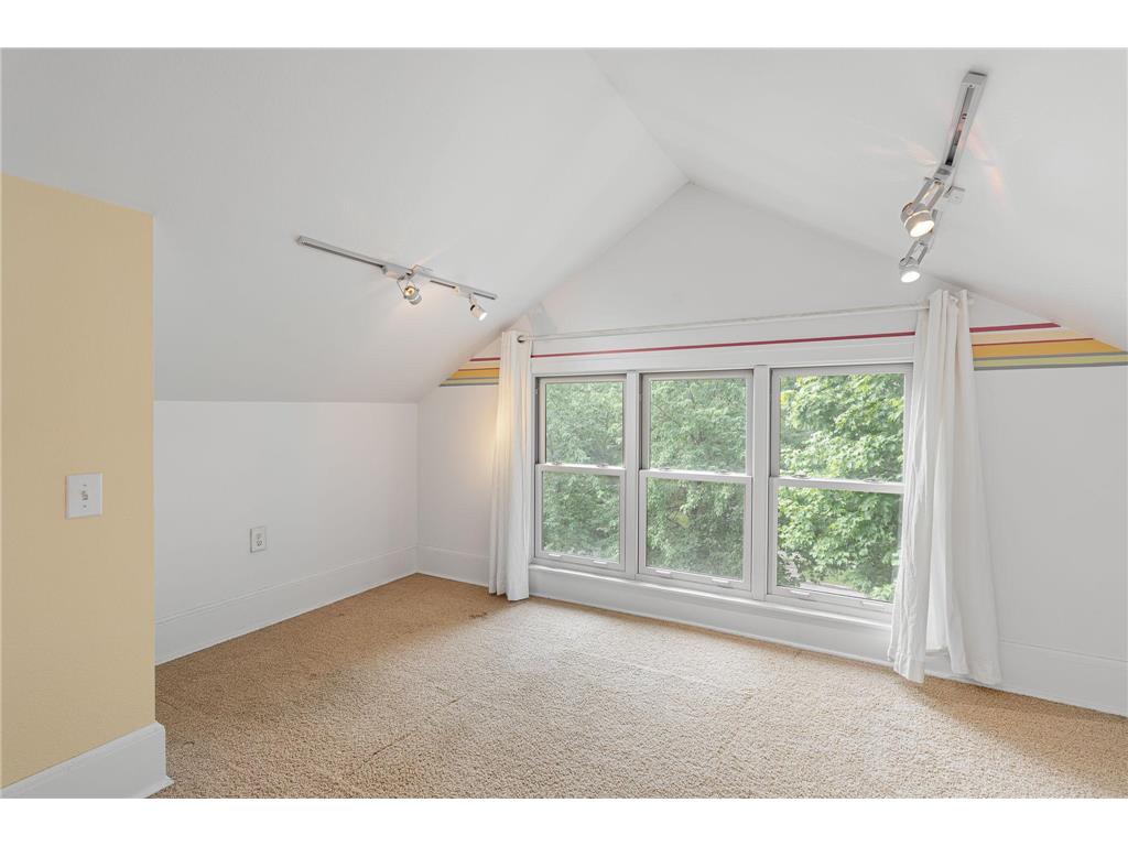 122 E Rice Street Owatonna MN 55060 7099211 image32