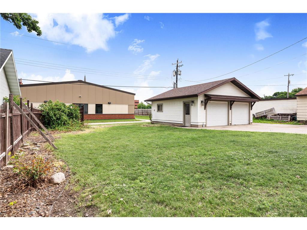 122 E Rice Street Owatonna MN 55060 7099211 image38