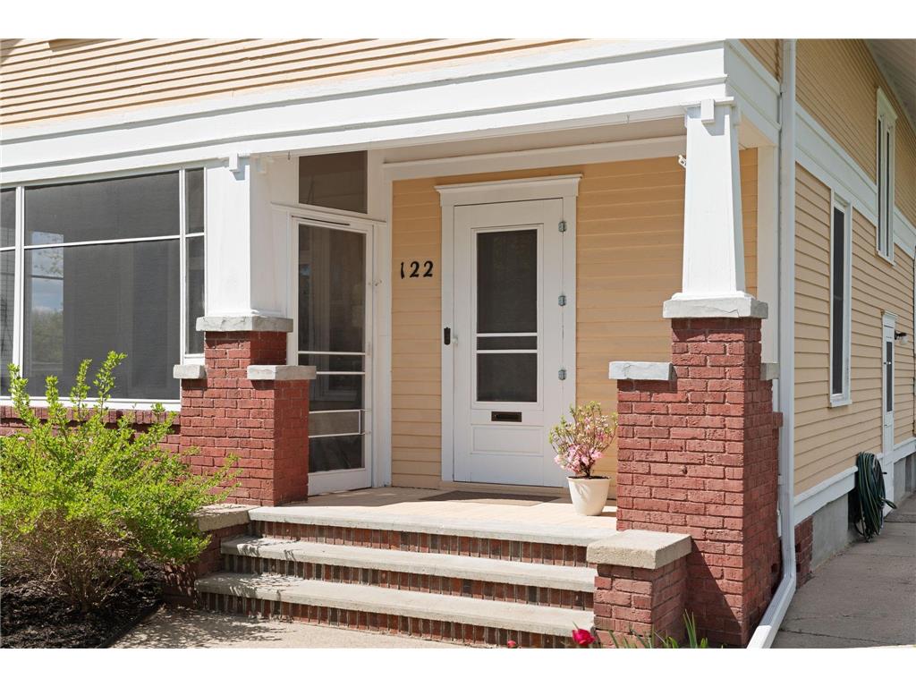 122 E University Street Owatonna MN 55060 7071384 image2