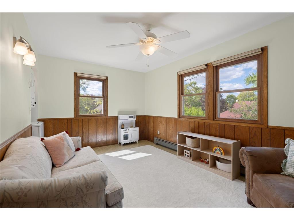122 E University Street Owatonna MN 55060 7071384 image23