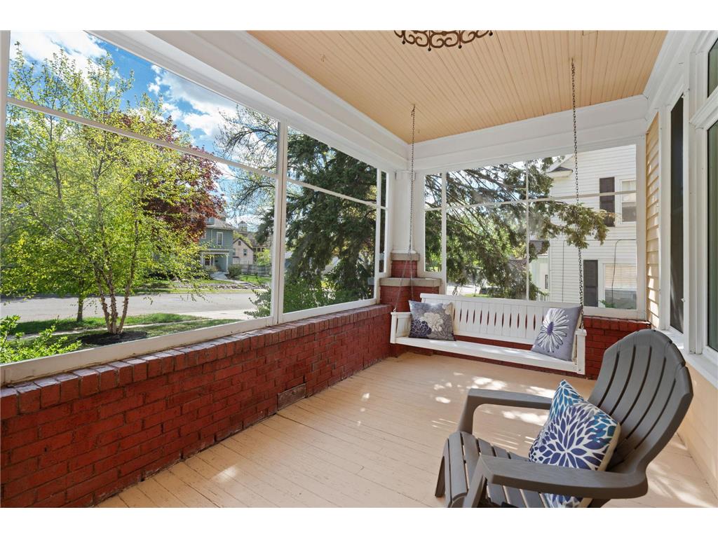122 E University Street Owatonna MN 55060 7071384 image4