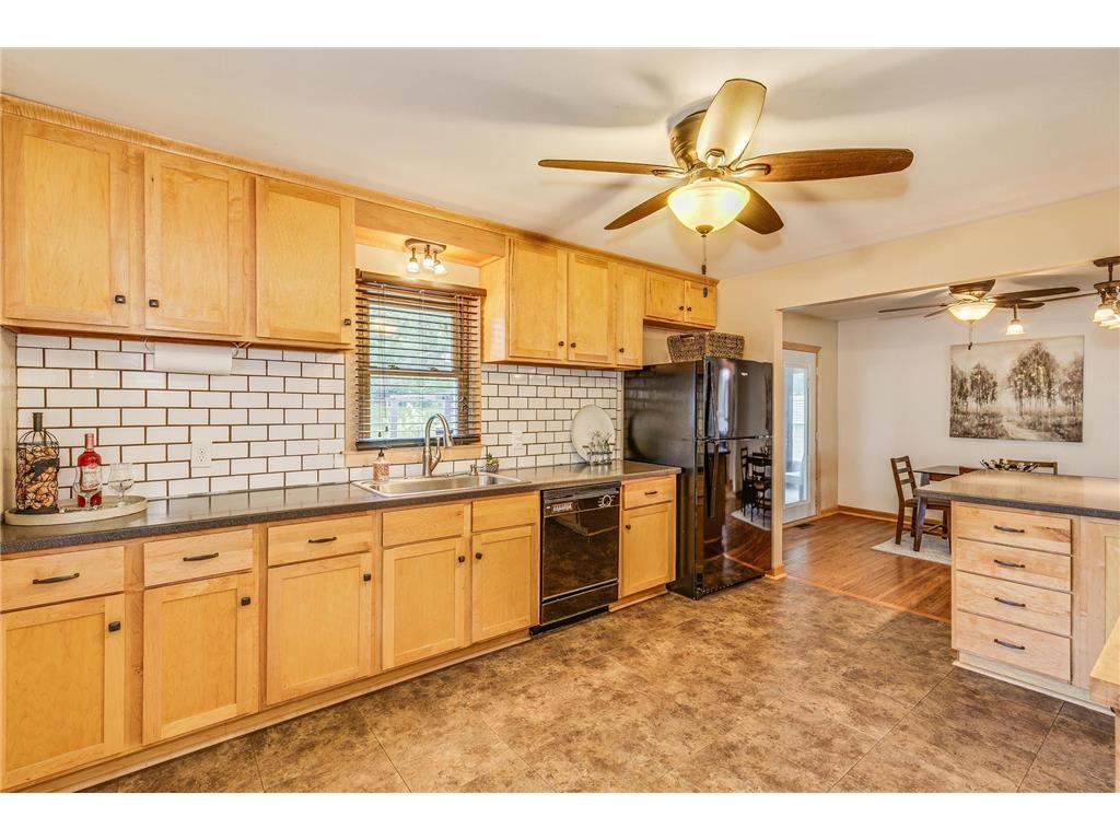 122 Kingston Avenue Maplewood MN 55117 6702047 image1