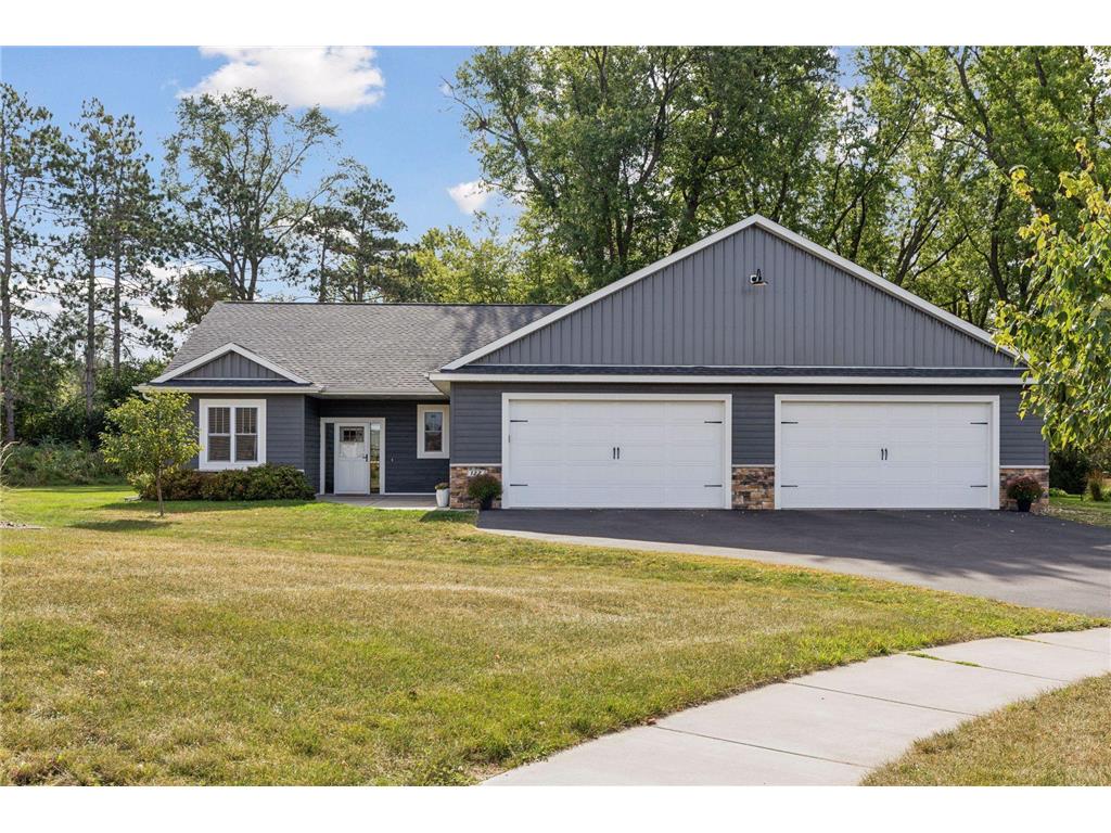 122 Raymond Avenue River Falls WI 54022 6602969 image1