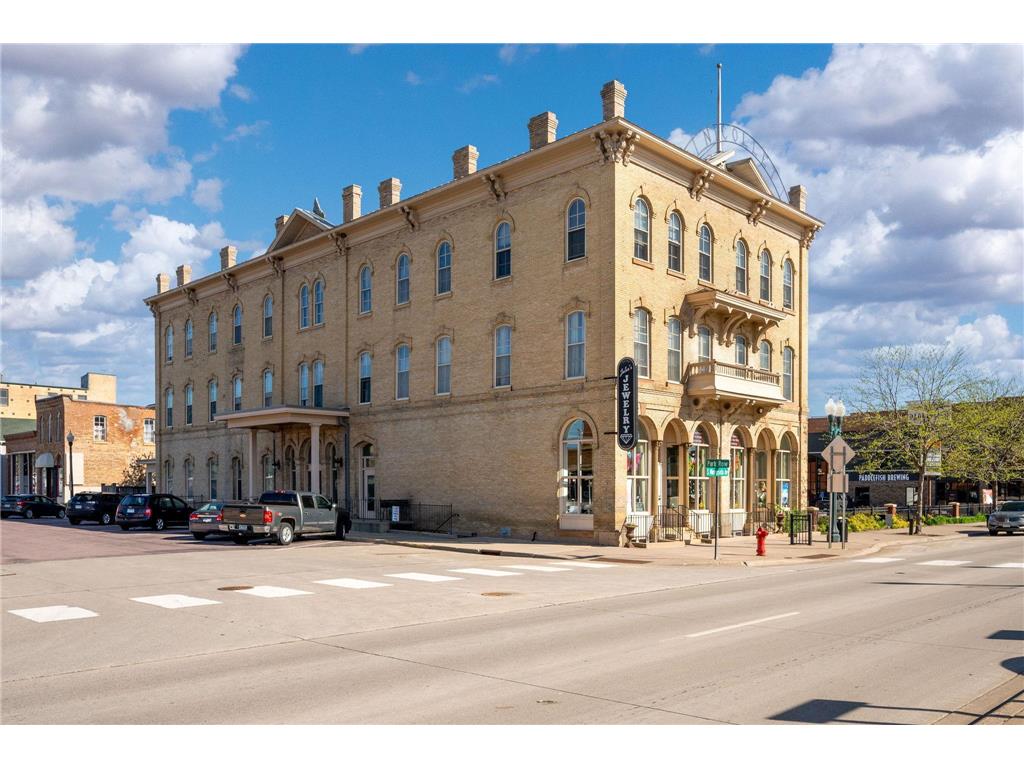 122 S Minnesota Avenue Saint Peter MN 56082 6825253 image3