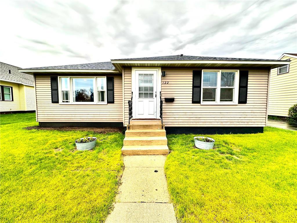 122 Sinclair Lewis Avenue Sauk Centre MN 56378 7074249 image1