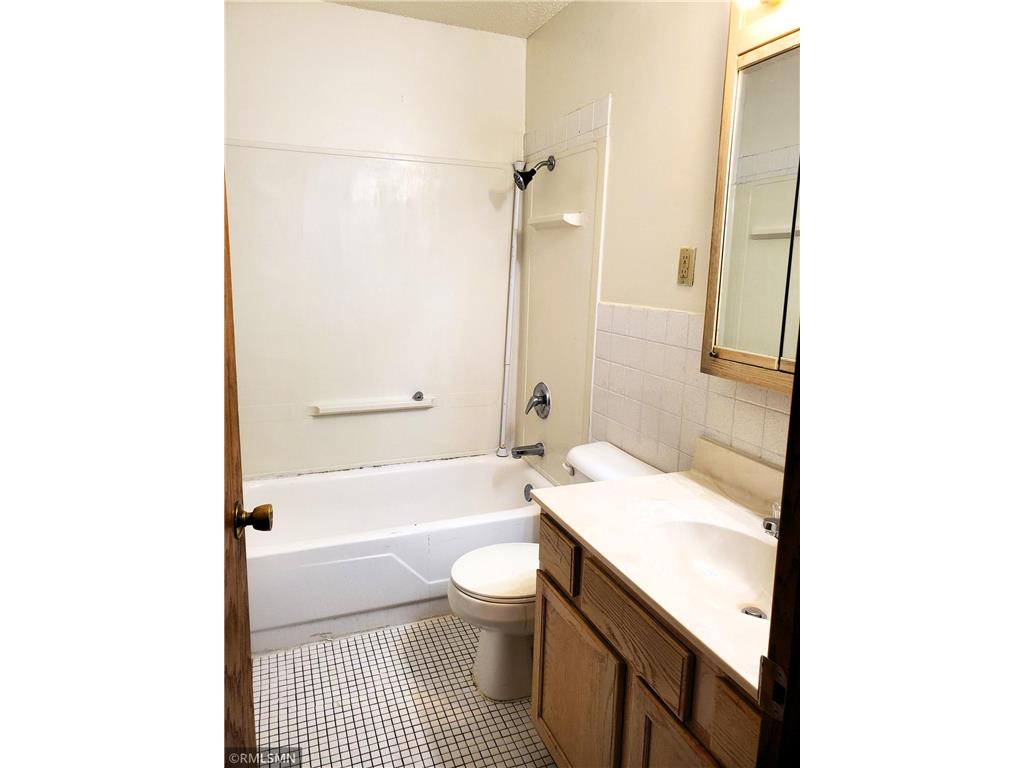 122 Spring Street #304 River Falls Twp WI 54022 6794676 image12