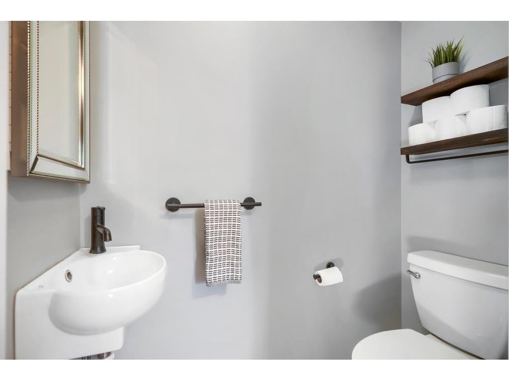 122 W Douglas Street South Saint Paul MN 55075 7074142 image13