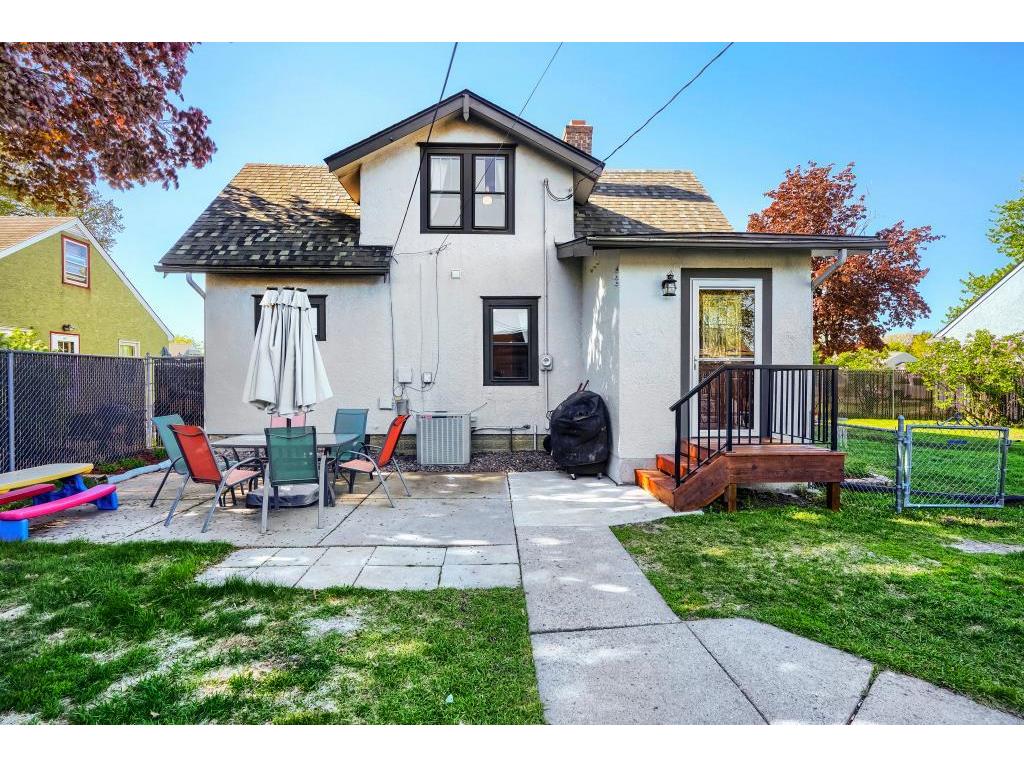 122 W Douglas Street South Saint Paul MN 55075 7074142 image24