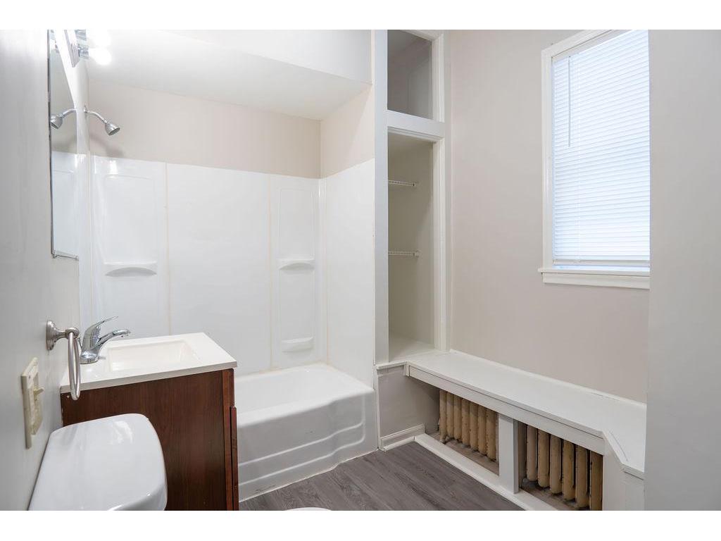 1220 Burr Street Saint Paul MN 55130 7005942 image10