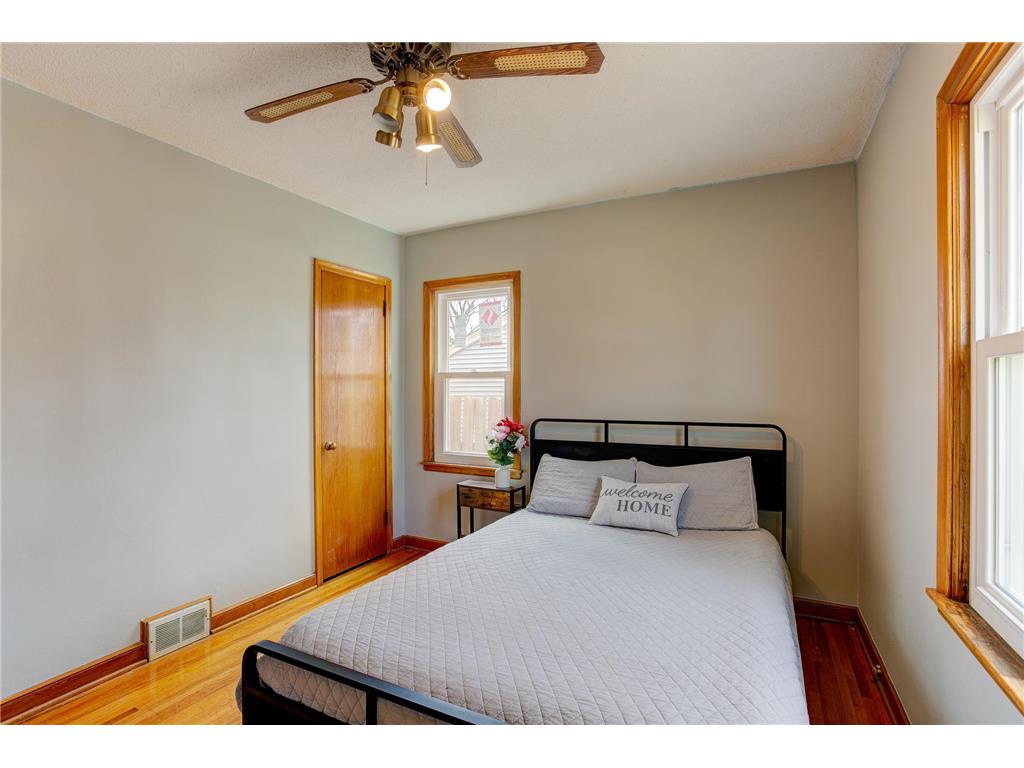 1220 Conway Street Saint Paul MN 55106 7049779 image11