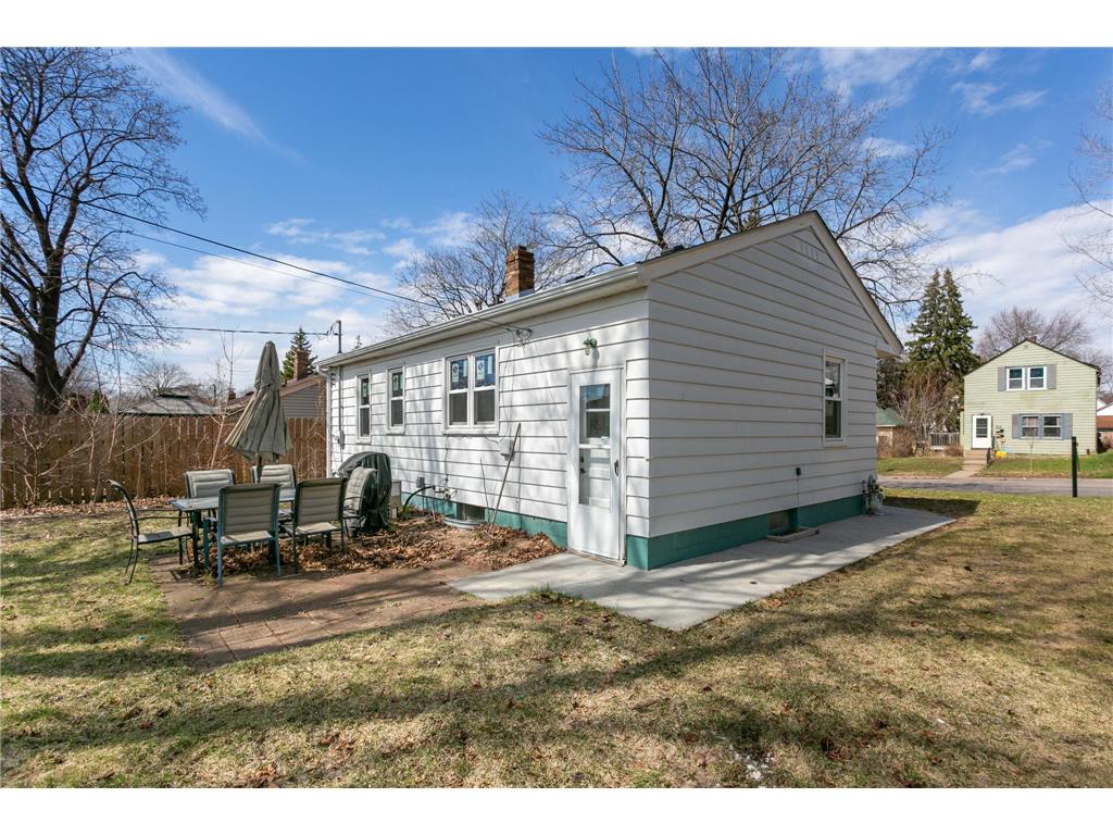 1220 Conway Street Saint Paul MN 55106 7049779 image22