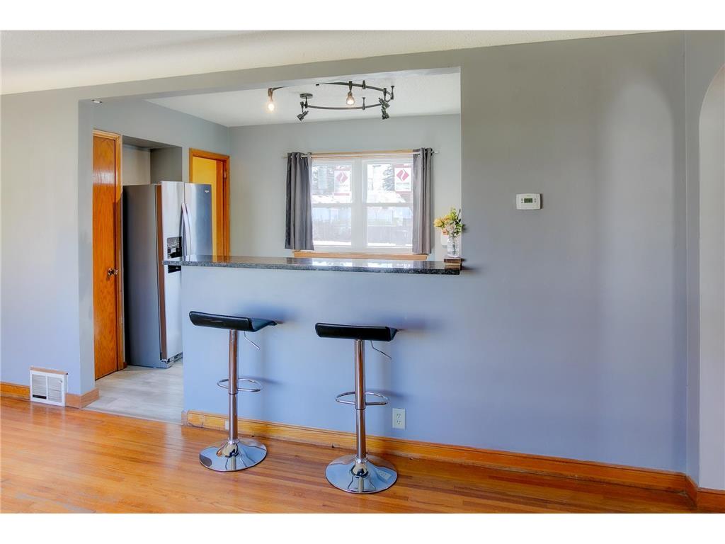 1220 Conway Street Saint Paul MN 55106 7049779 image7