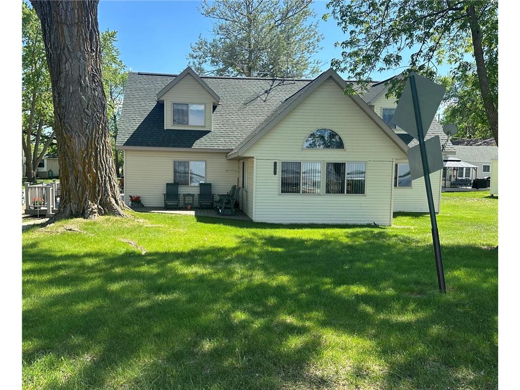 1220 E Lake Street Osakis MN 56360 - Osakis 7082878 image1