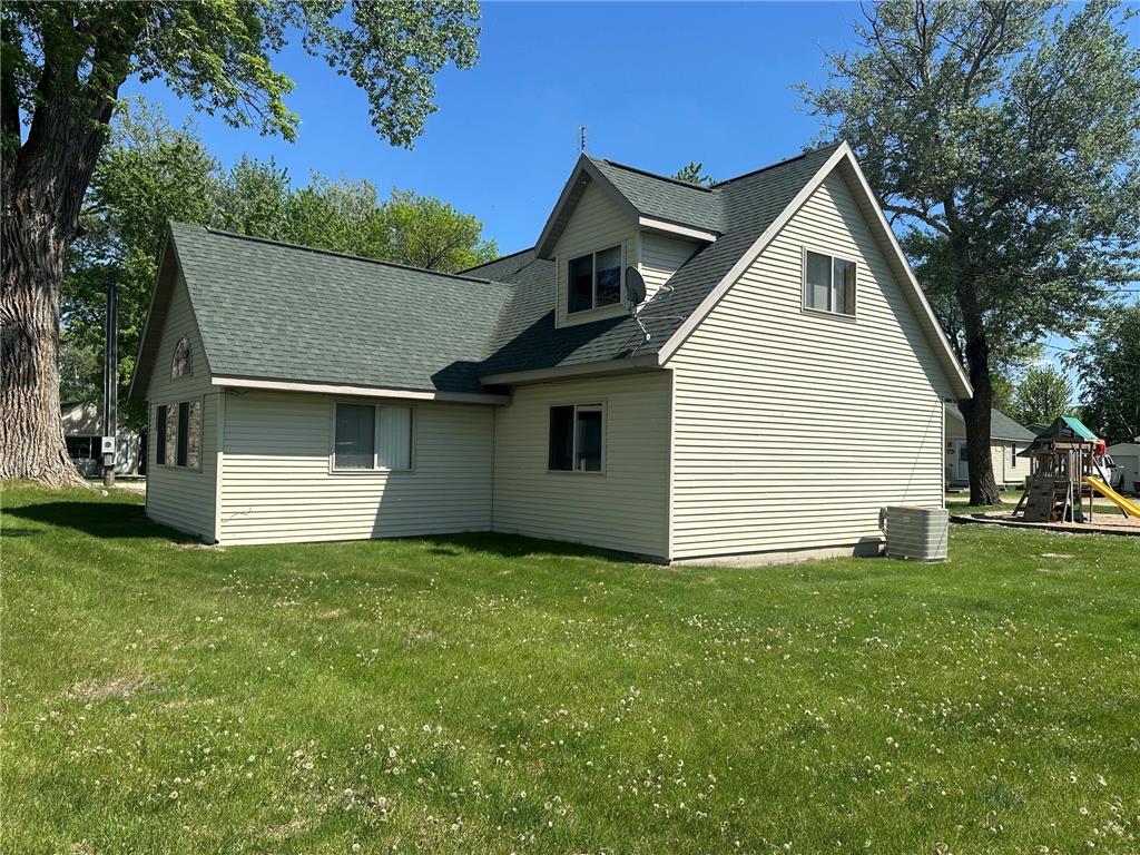 1220 E Lake Street Osakis MN 56360 - Osakis 7082878 image7