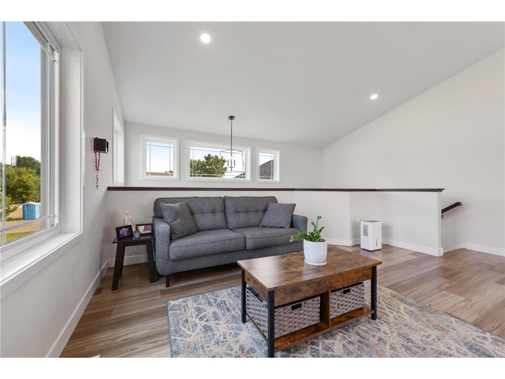 1220 Ivy Way Faribault MN 55021 7115239 image11