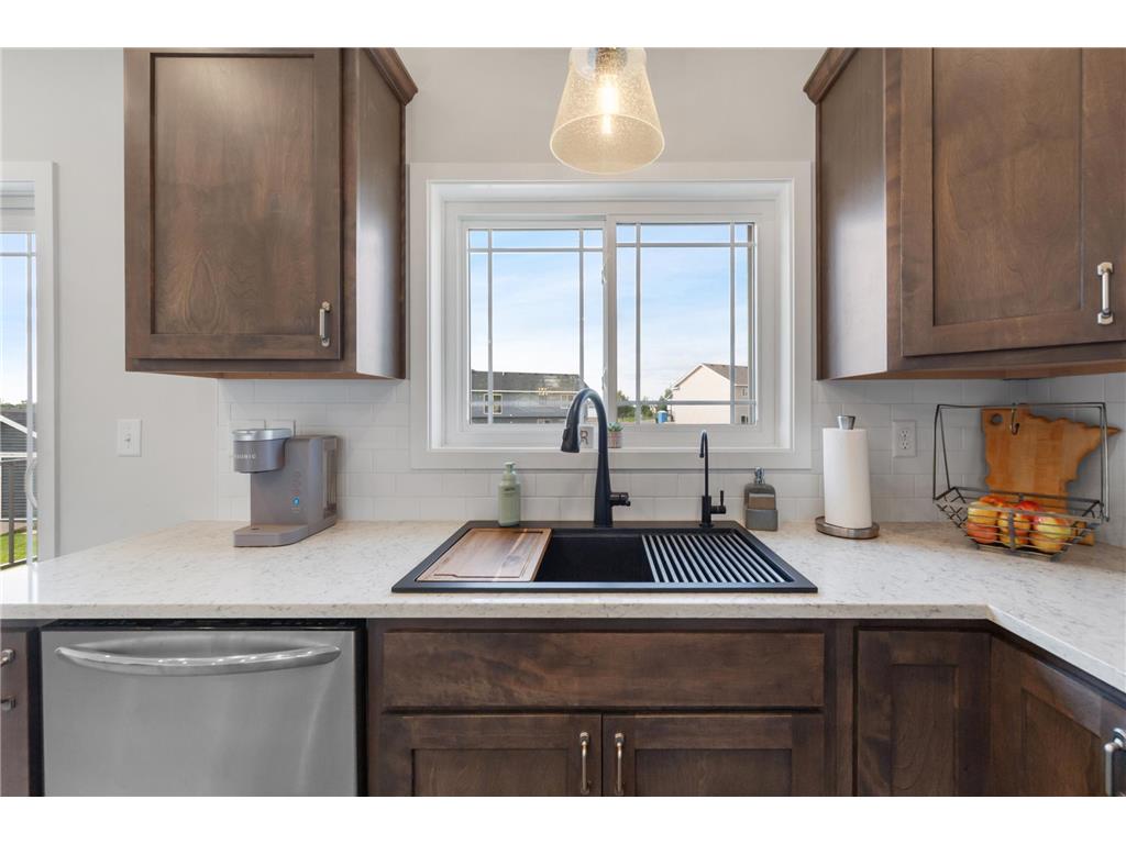 1220 Ivy Way Faribault MN 55021 7115239 image19