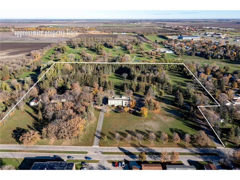 1220 Memorial Drive Crookston MN 56716 6537689 image1