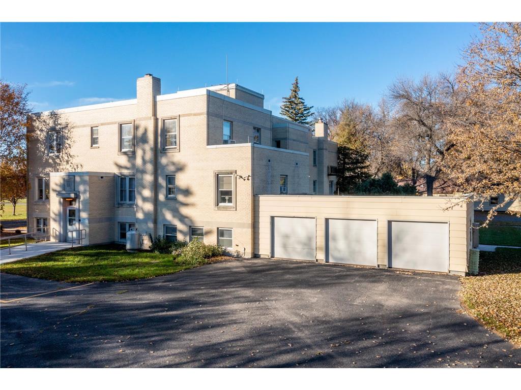 1220 Memorial Drive Crookston MN 56716 6537689 image2