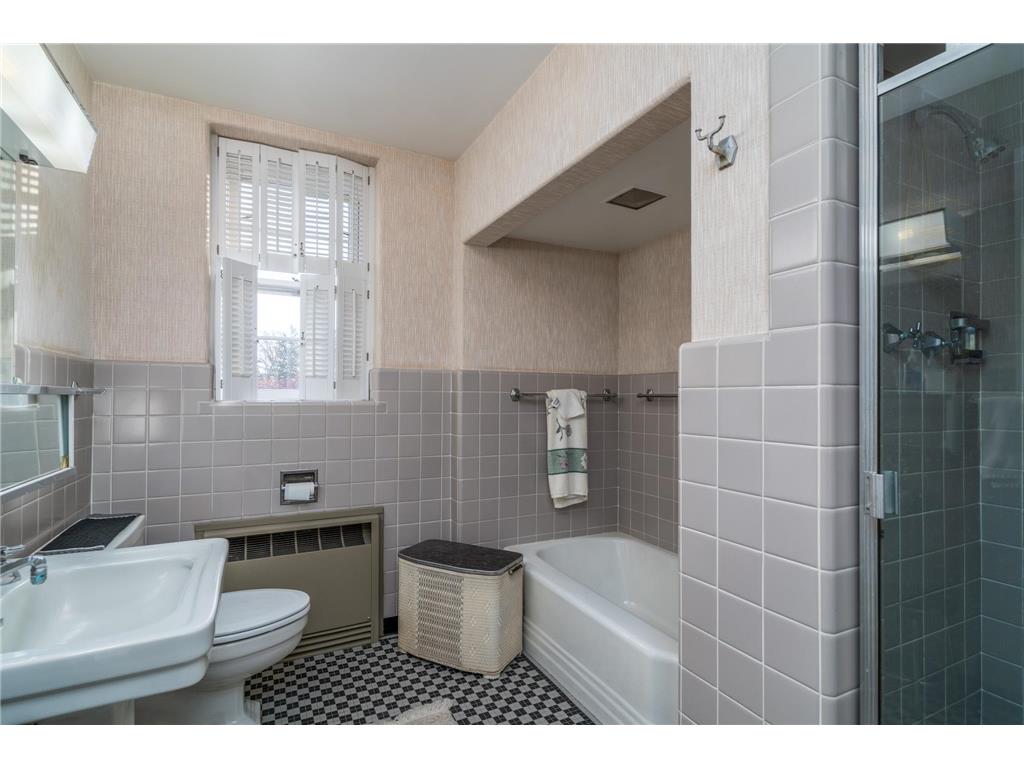 1220 Memorial Drive Crookston MN 56716 6537689 image22