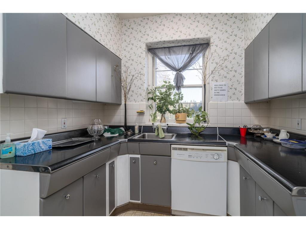 1220 Memorial Drive Crookston MN 56716 6537689 image29