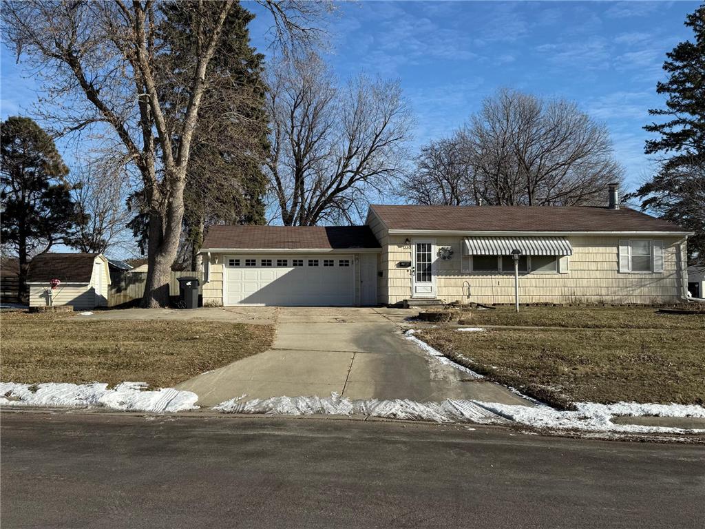 1220 Tower Street Worthington MN 56187 6638382 image1