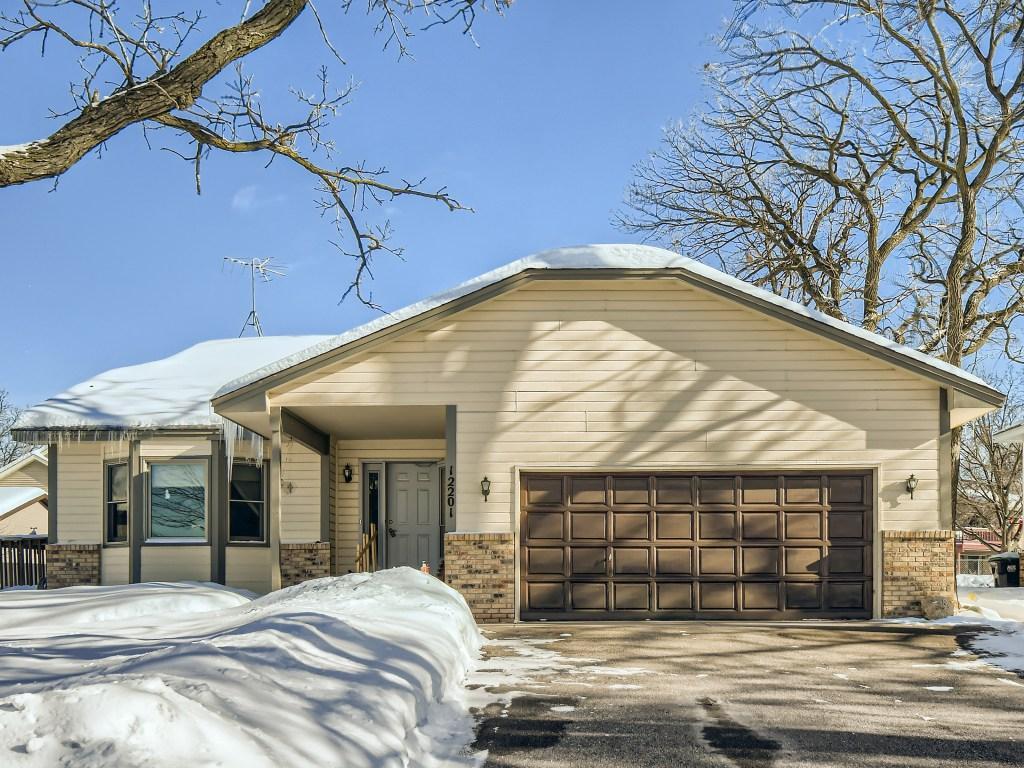 12201 Olive Street NW Coon Rapids MN 55448 6327041 image1