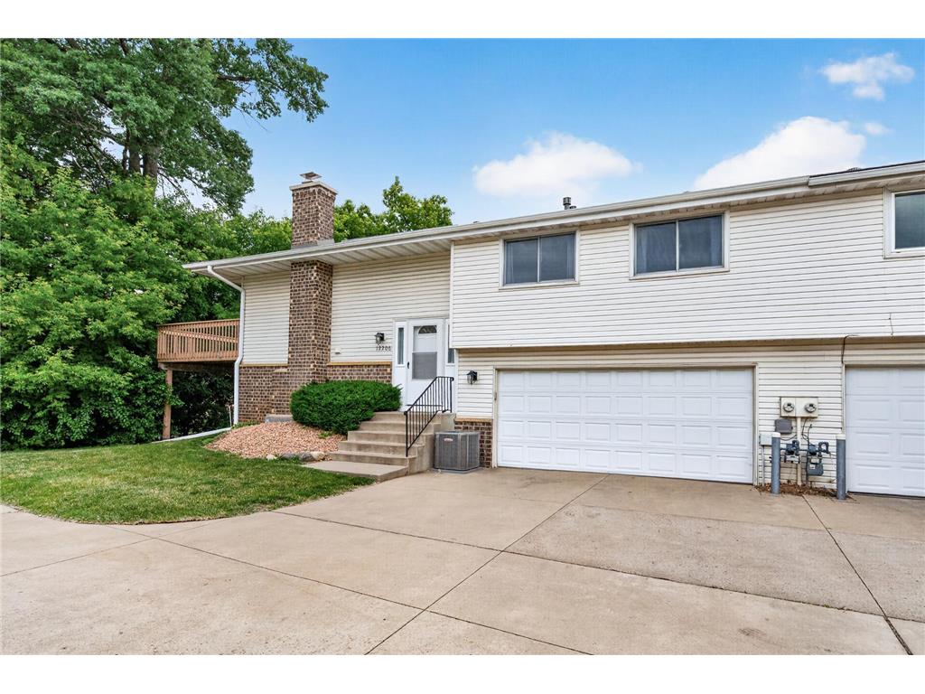 12206 Oak Leaf Circle Burnsville MN 55337 7098779 image1