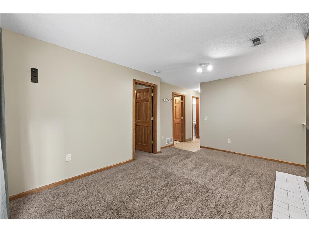 12206 Oak Leaf Circle Burnsville MN 55337 7098779 image13