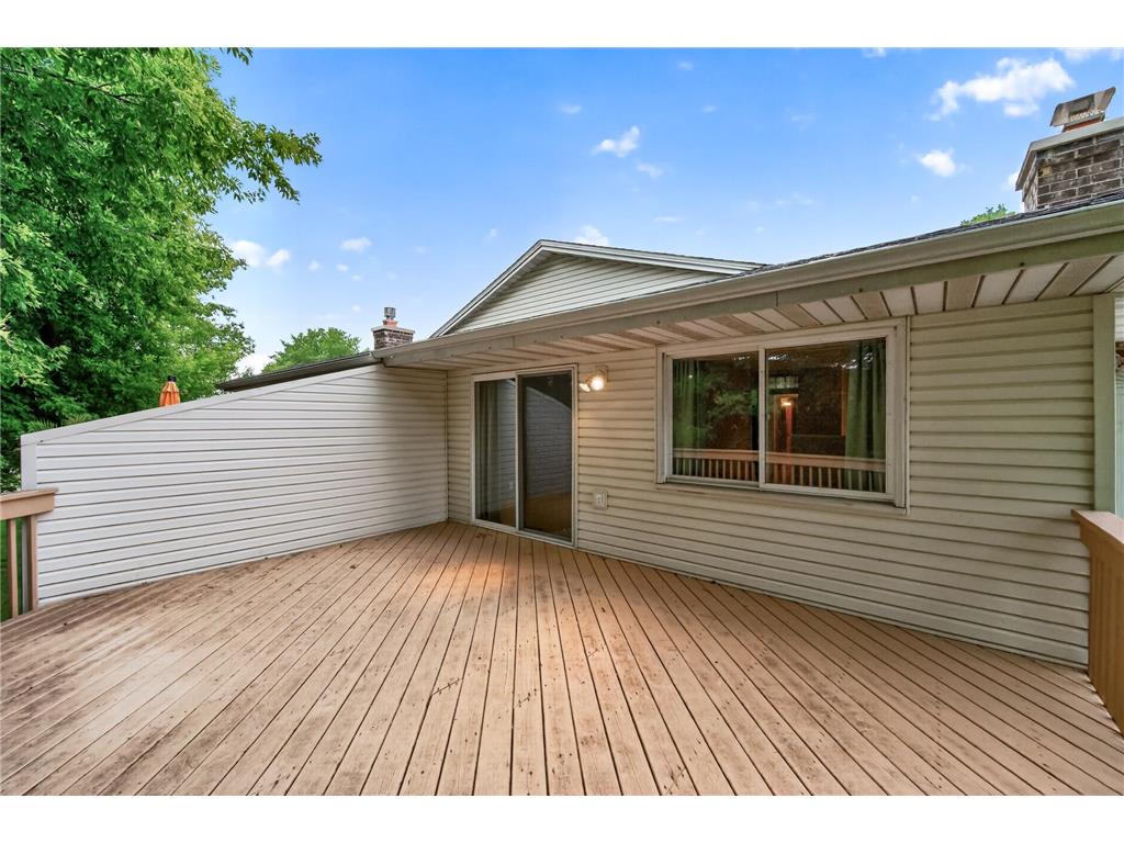 12206 Oak Leaf Circle Burnsville MN 55337 7098779 image17