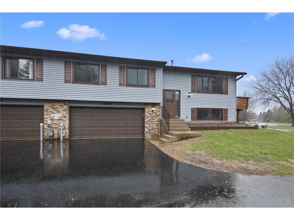 12209 Fillmore Street NE Blaine MN 55434 6359082 image1