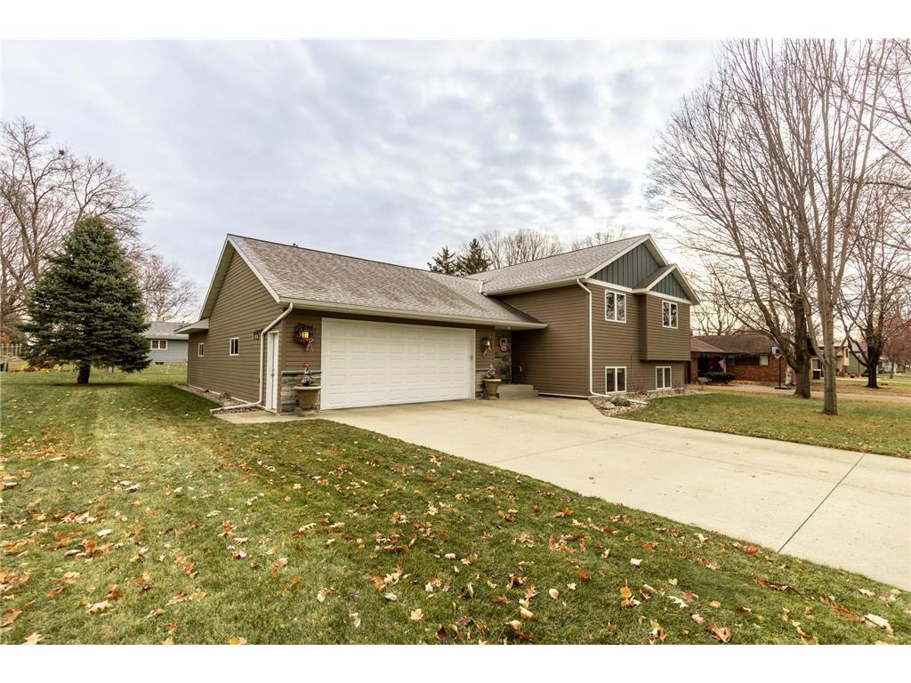 1221 11th Street SE Willmar MN 56201 6464534 image1