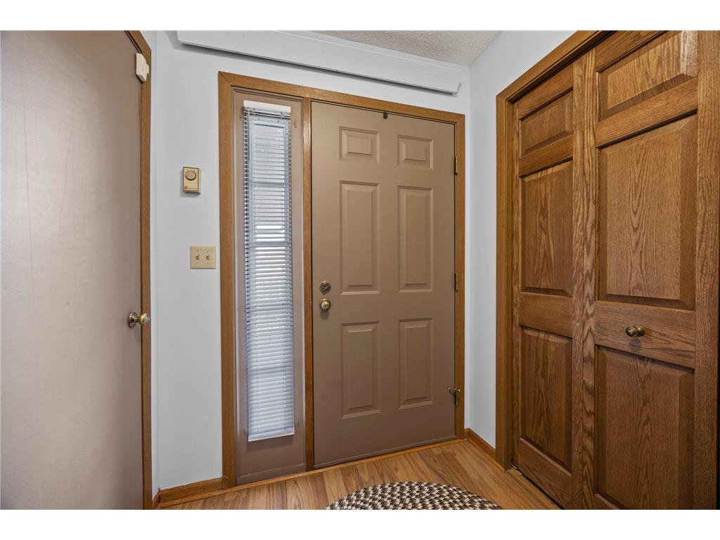 1221 Bradford Street SE Hutchinson MN 55350 7063880 image5