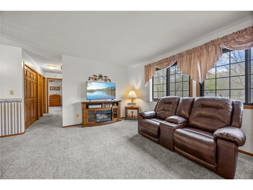 1221 Bradford Street SE Hutchinson MN 55350 7063880 image8