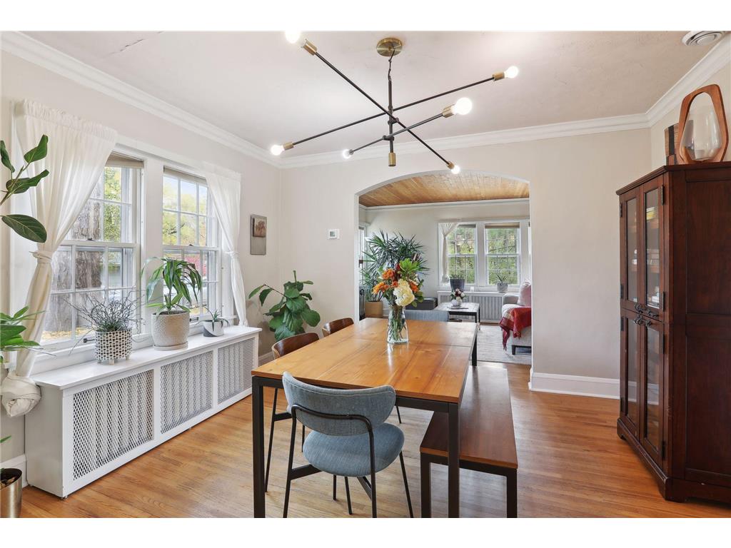 1221 County Road B W Roseville MN 55113 6467635 image1