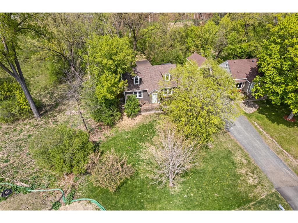 1221 County Road D E Vadnais Heights MN 55109 7058430 image1