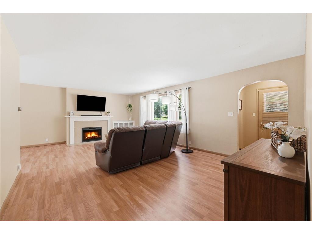 1221 Douglas Street Alexandria MN 56308 7100807 image14