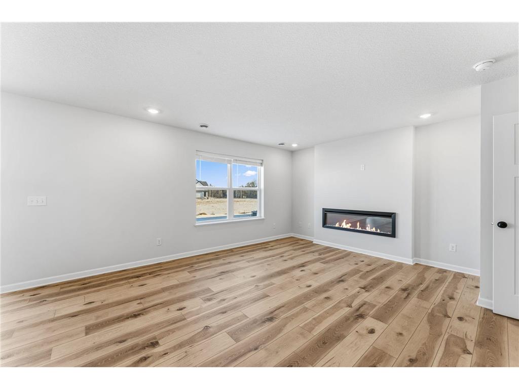 1221 Edge Circle Jordan MN 55352 7017016 image6